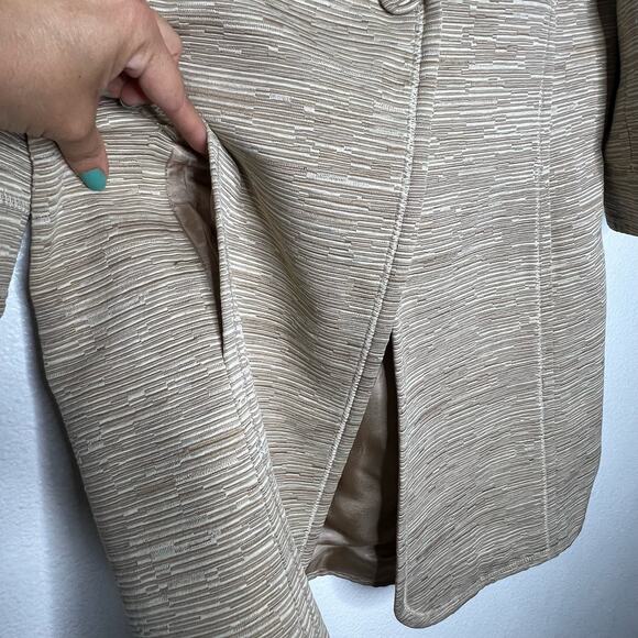 NINE WEST Button Blazer Coat 3/4 Sleeve Notch Lapel Metallic Beige Size Medium - Picture 13 of 14